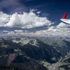 Flugwegposition um 11:30:00: Aufgenommen in der Nähe von Gemeinde Schmirn, 6154, Österreich in 3244 Meter